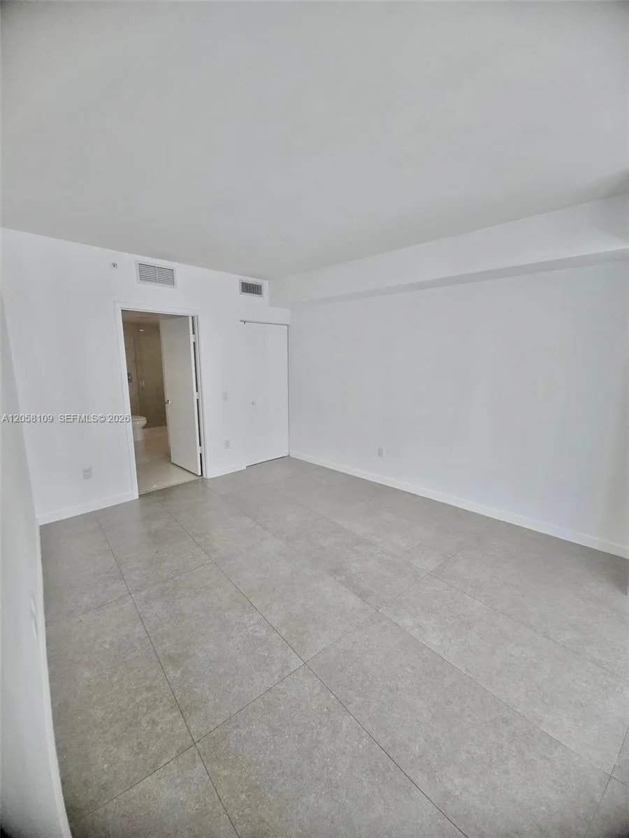 1100 S Miami Ave # 2001, Miami, FL 33130 photo 9