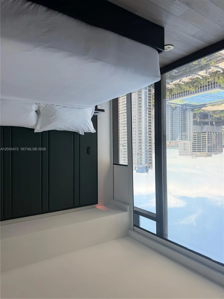 20 NE 11th St # 2409, Miami, FL 33132 photo 6