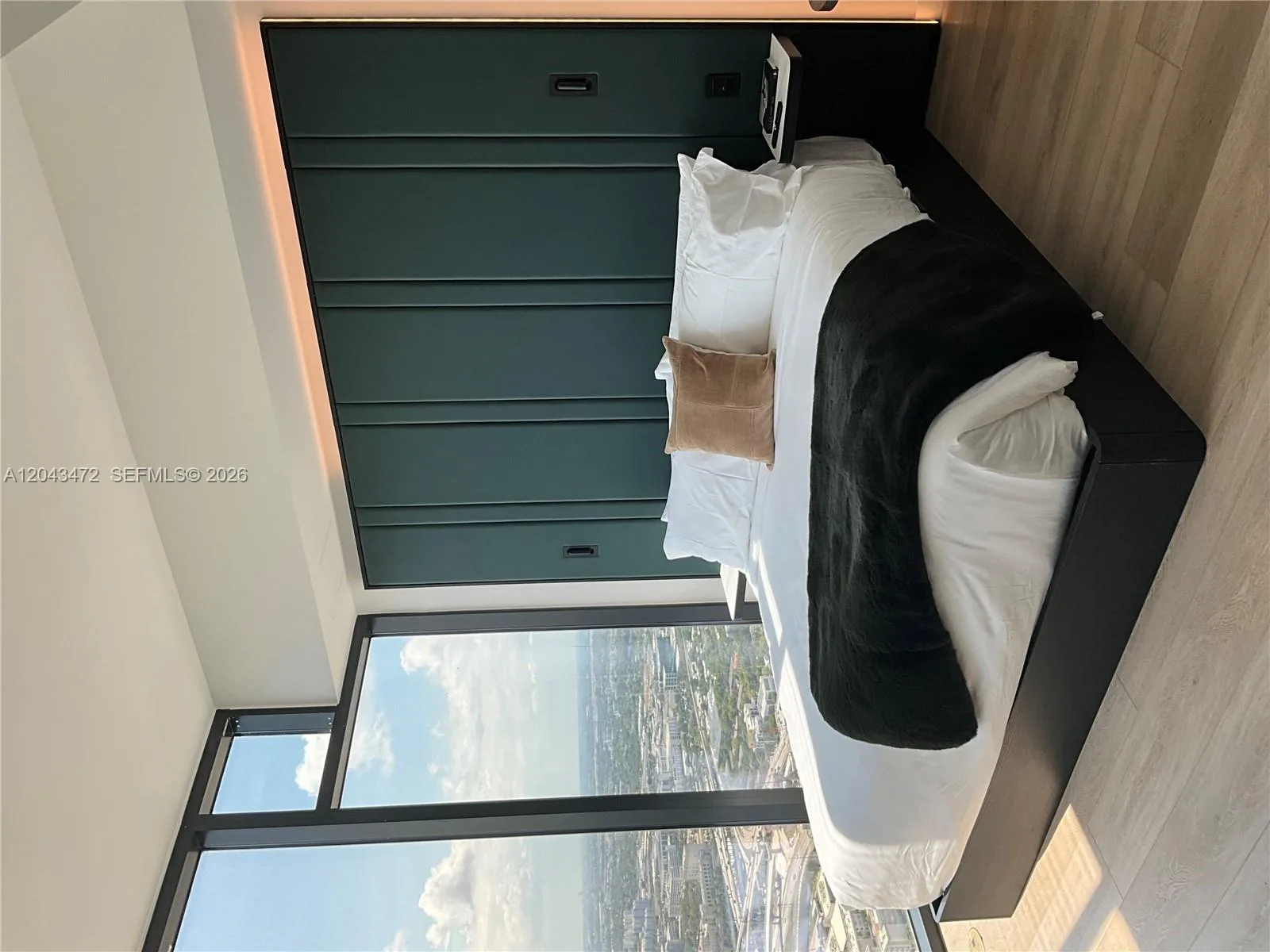 20 NE 11th St # 2409, Miami, FL 33132 photo 7