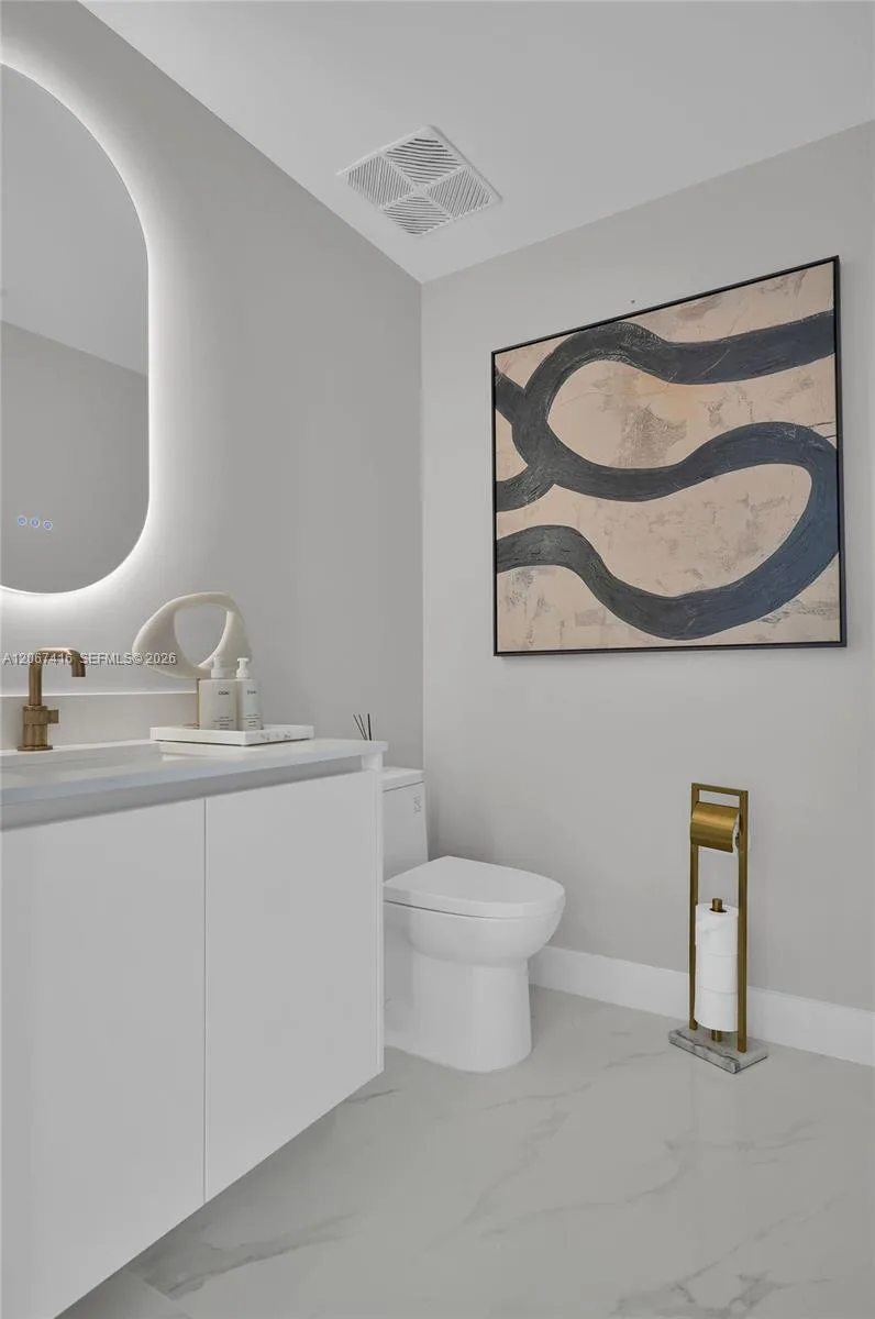 700 NE 24th St # 4701, Miami, FL 33137 photo 5