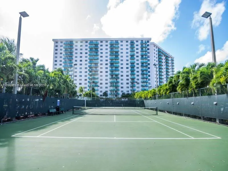 19370 Collins Ave # 1216, Sunny Isles Beach, FL 33160 photo 4