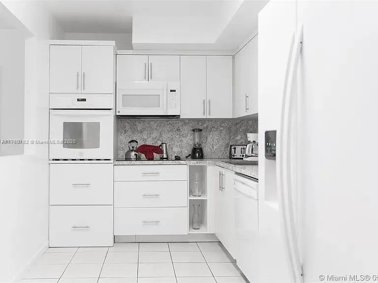 19370 Collins Ave # 1216, Sunny Isles Beach, FL 33160 photo 9