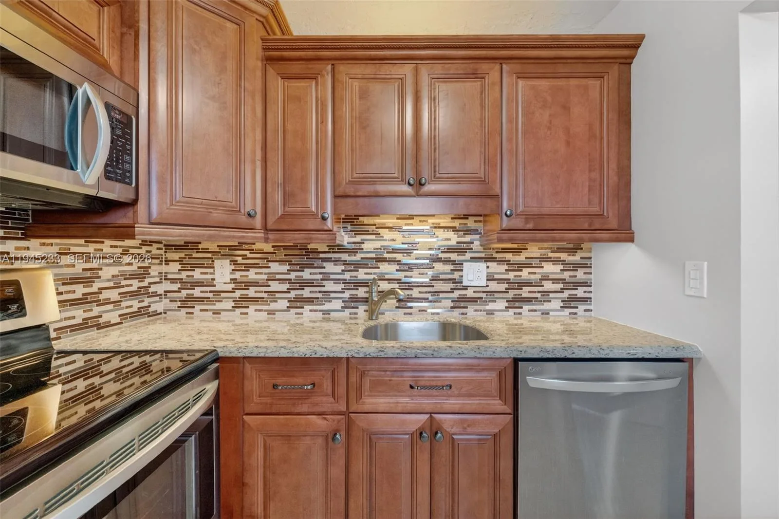 2801 Somerset Dr # 408, Lauderdale Lakes, FL 33311 photo 11