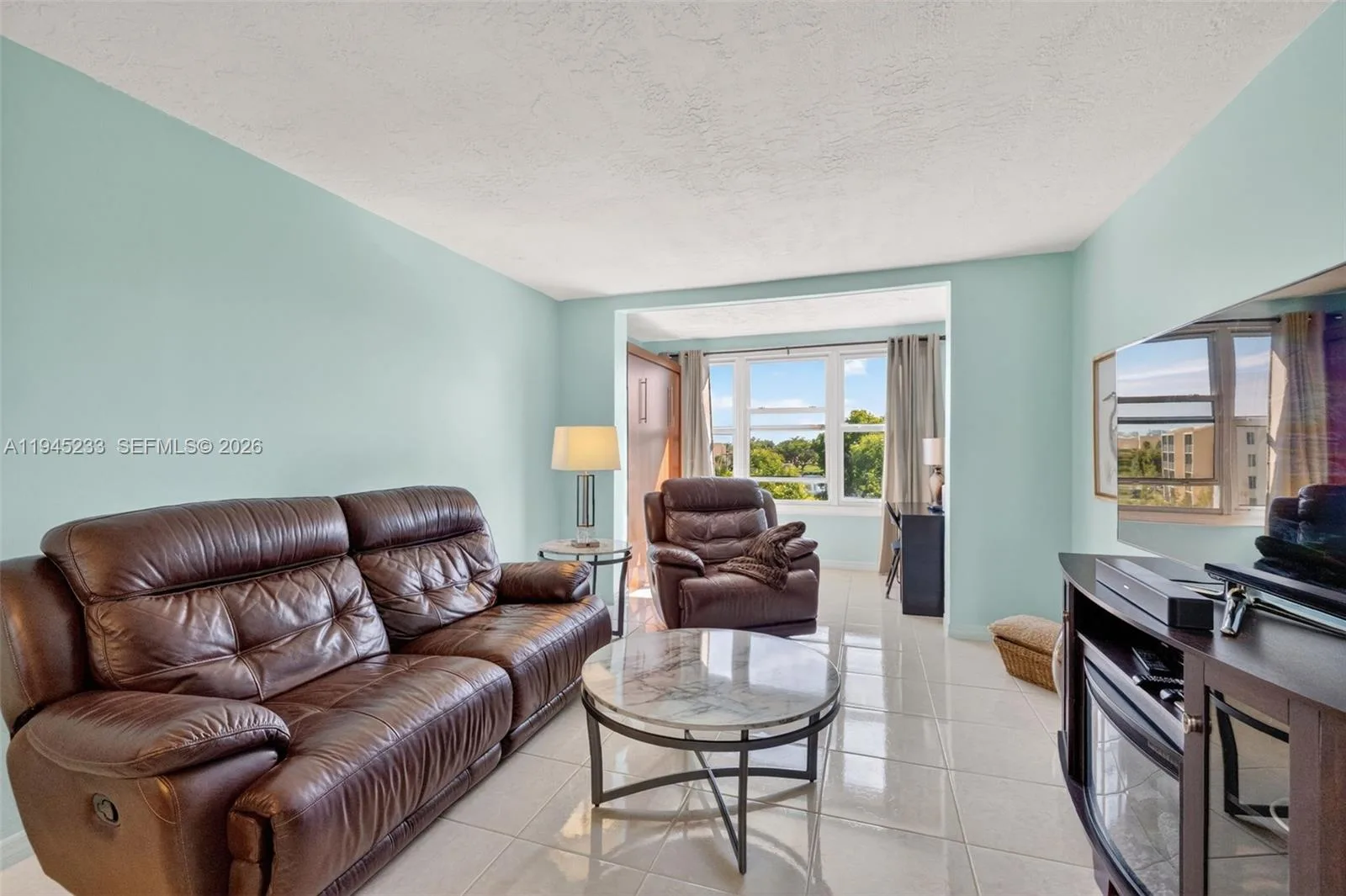 2801 Somerset Dr # 408, Lauderdale Lakes, FL 33311 photo 2