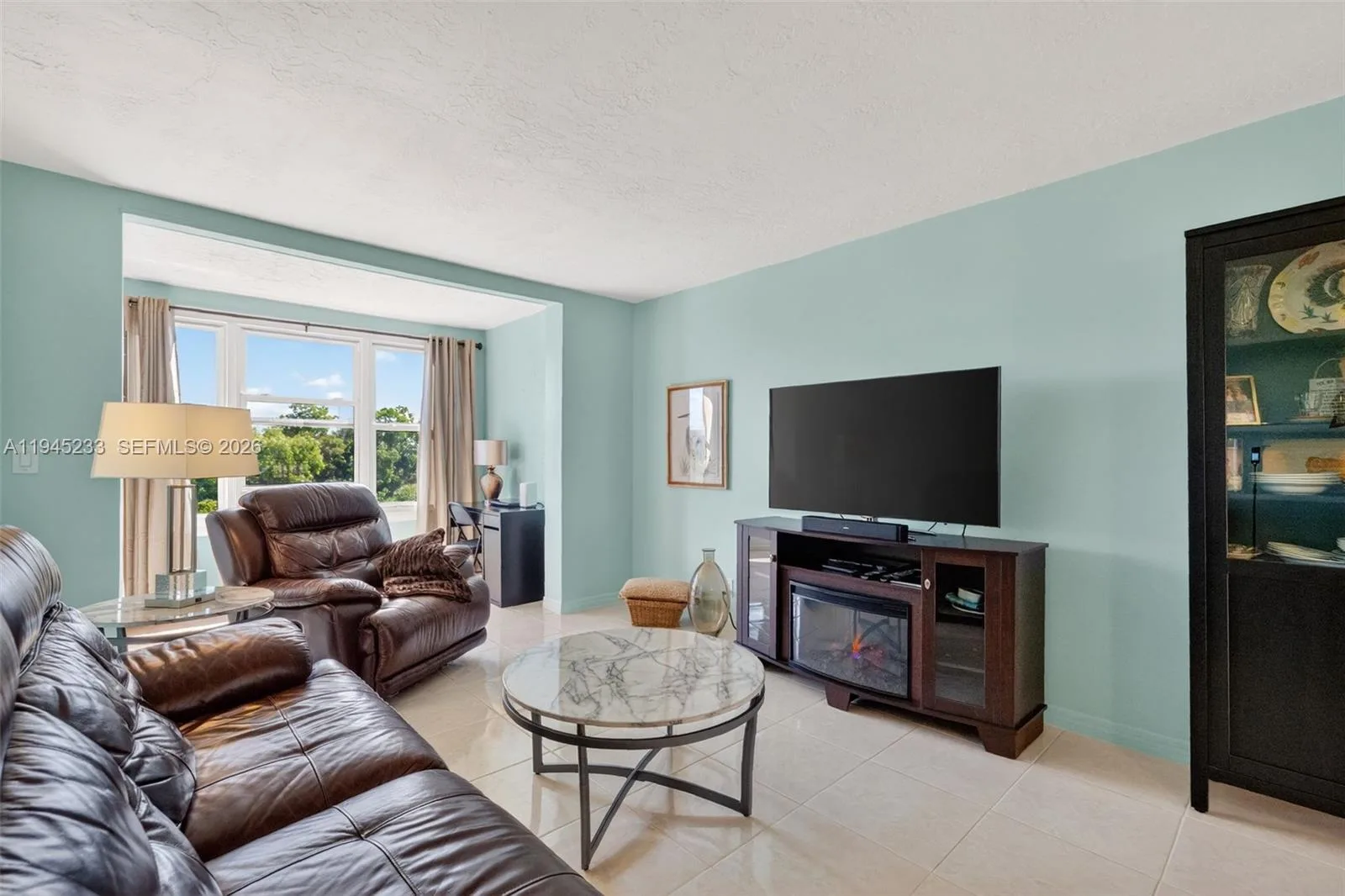 2801 Somerset Dr # 408, Lauderdale Lakes, FL 33311 photo 3