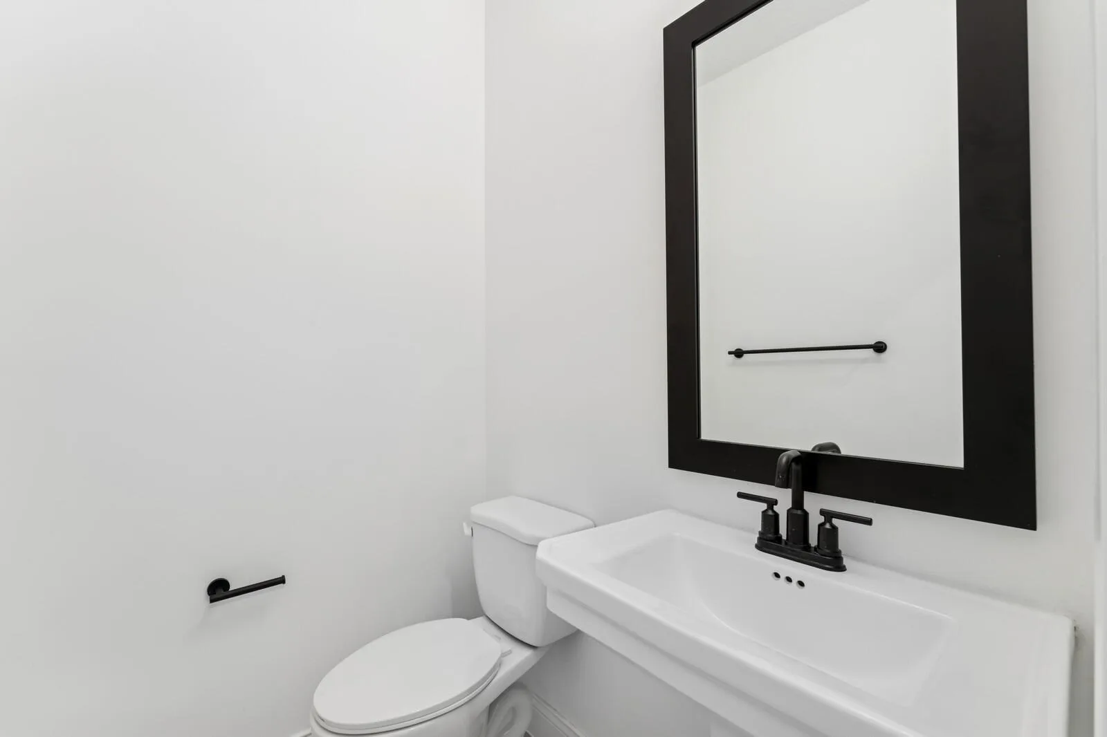 174 SE Birch Terrace # 207, Stuart, FL 34997 photo 3