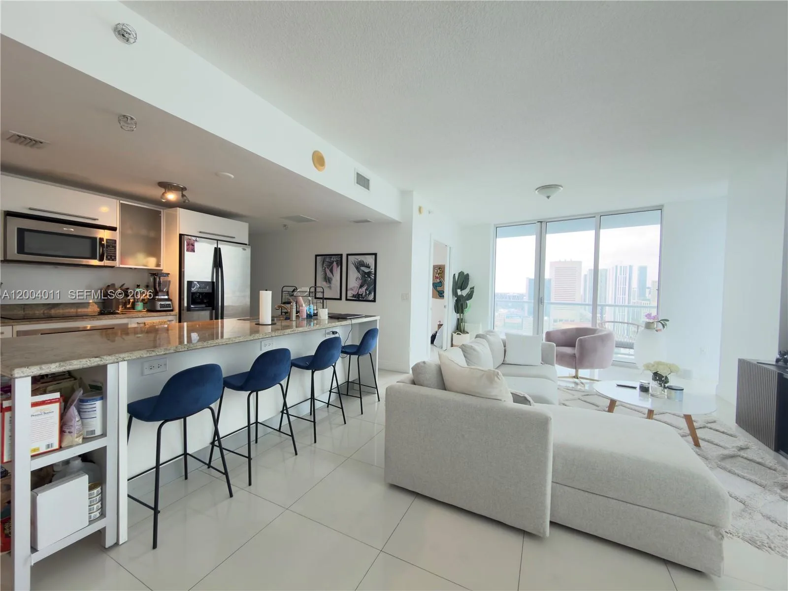 185 SW 7th St # 2711, Miami, FL 33130 photo 2