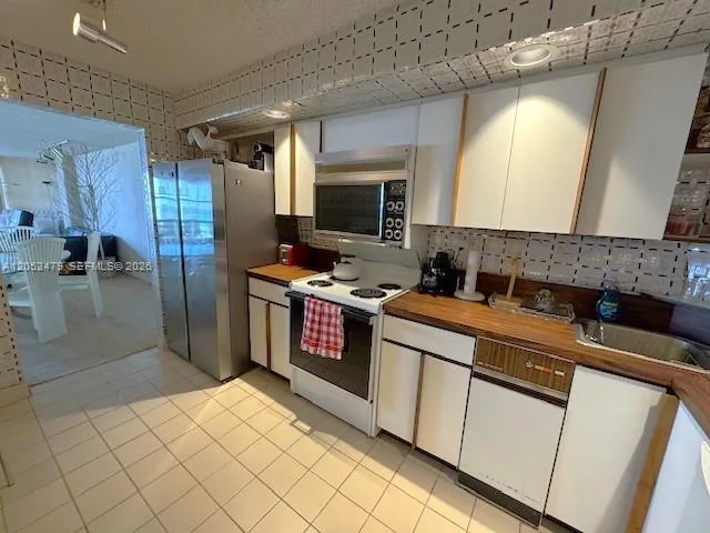 6423 Collins Ave # 809, Miami Beach, FL 33141 photo 9