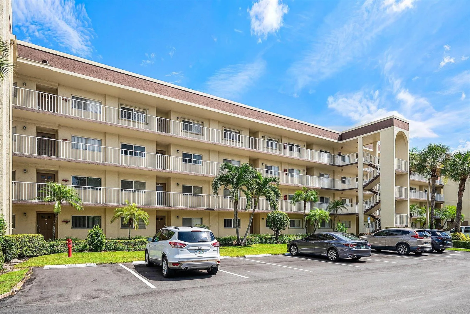 4735 LUCERNE LAKES Boulevard E # 402, Lake Worth, FL 33467