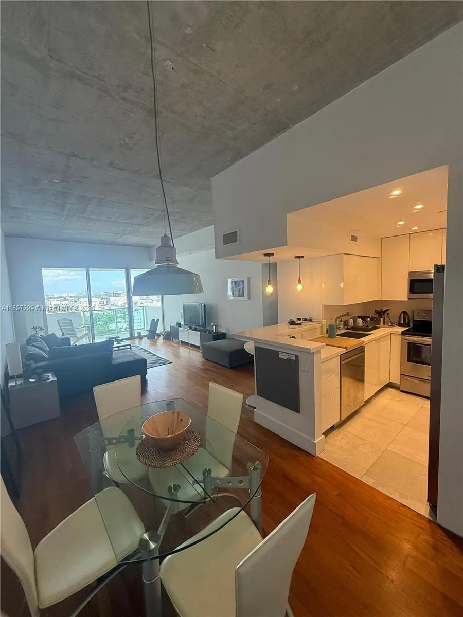 1200 West Ave # PH17, Miami Beach, FL 33139