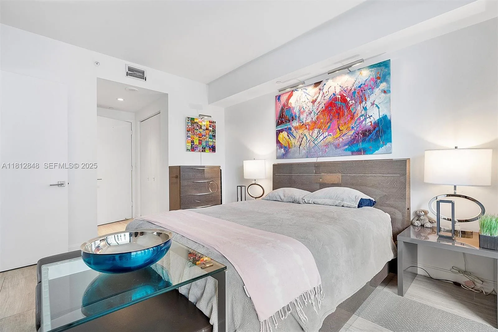 55 SW 9th St # 1510, Miami, FL 33130 photo 13