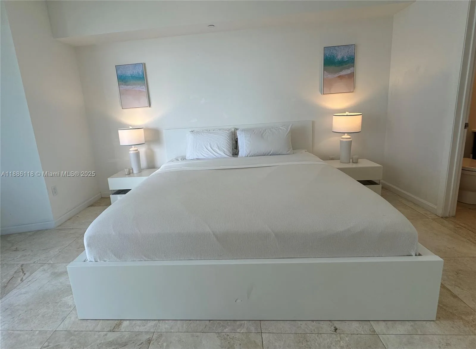 475 Brickell Ave # 2512, Miami, FL 33131 photo 9