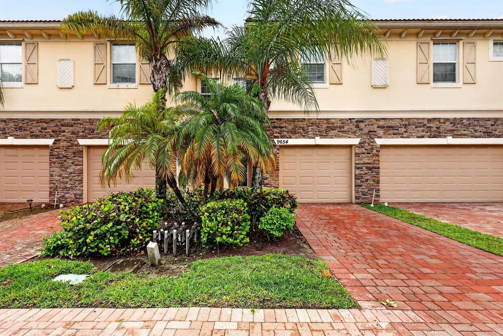 9654 SW Purple Martin Way, Stuart, FL 34997 photo 2