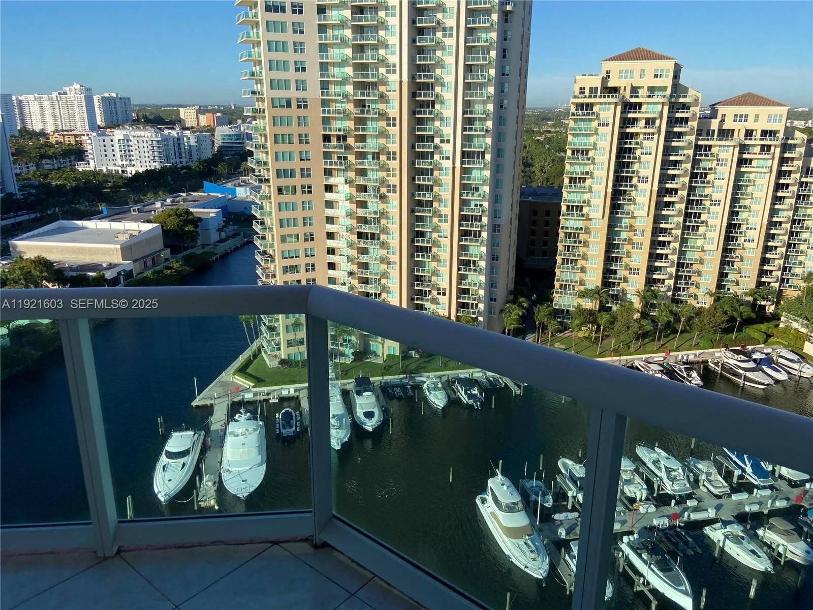 3370 Hidden Bay Dr # 1914, Aventura, FL 33180