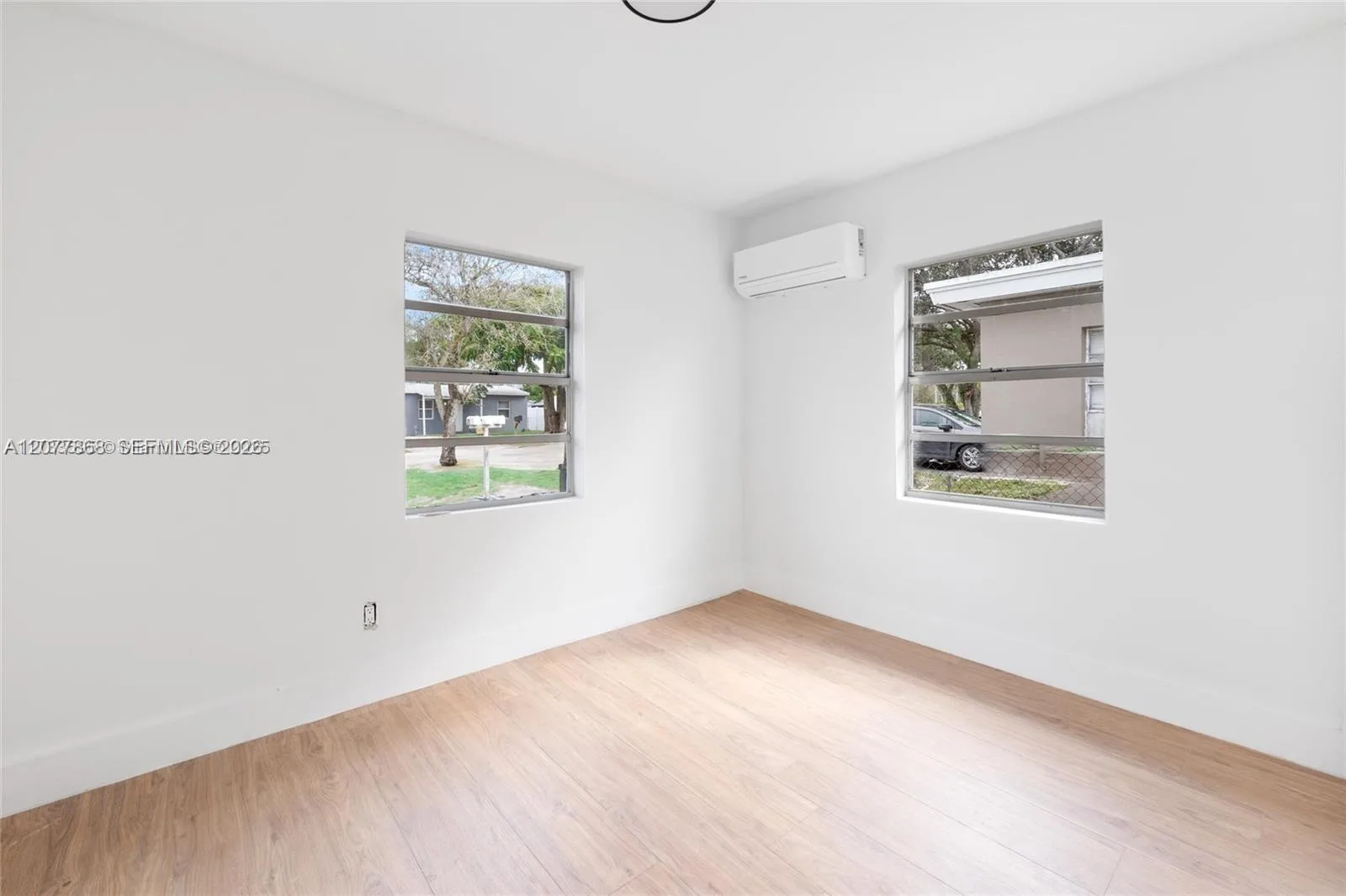 417 NW 15th Ave, Fort Lauderdale, FL 33311 photo 12