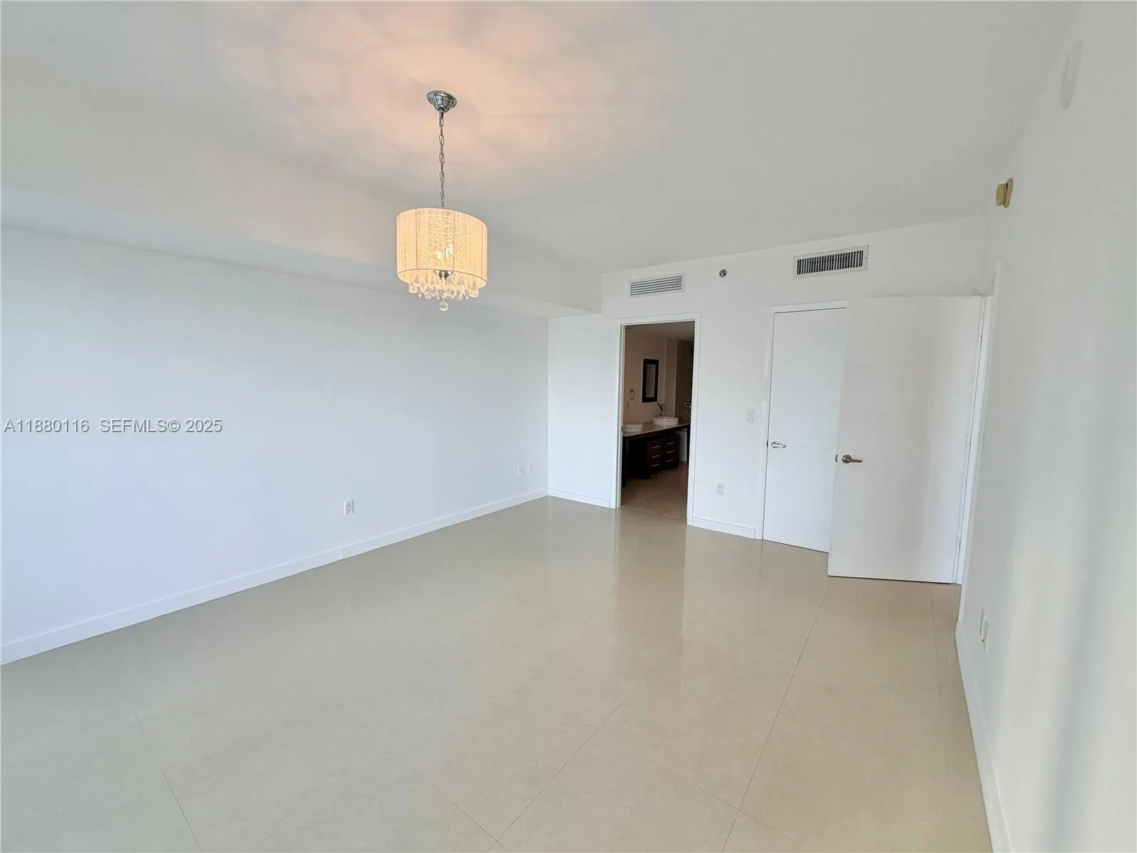 495 Brickell Ave # 1607, Miami, FL 33131 photo 7