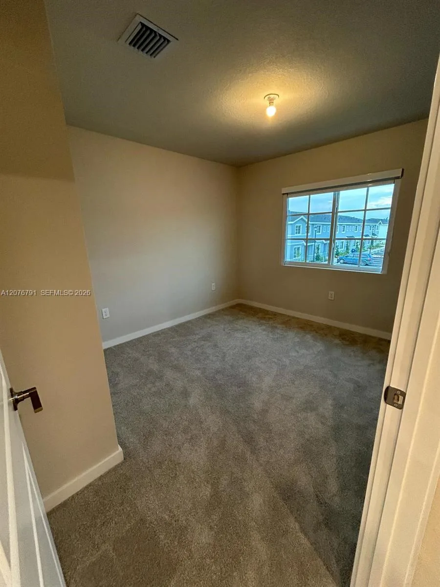 446 NW 11th Ave # 446, Florida City, FL 33034 photo 11