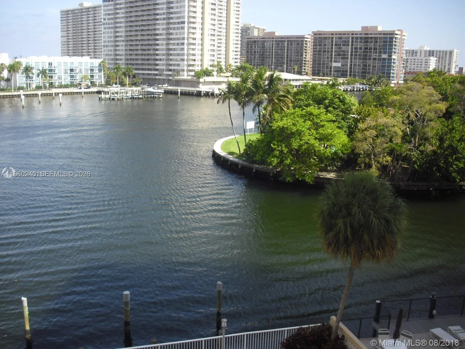 121 Golden Isles Dr # 407, Hallandale Beach, FL 33009