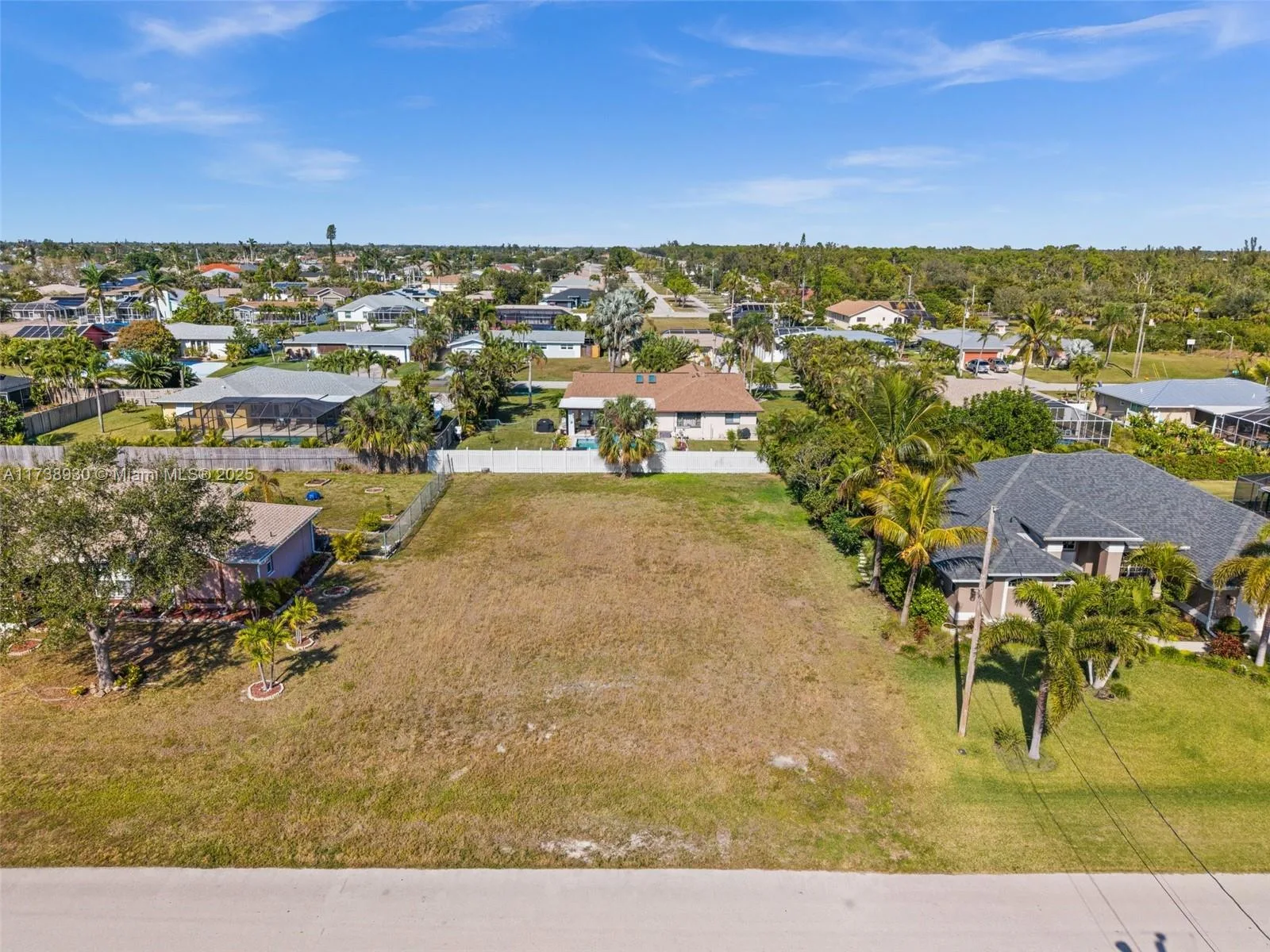2133 coral point drive, Cape Coral, FL 33990 photo 2