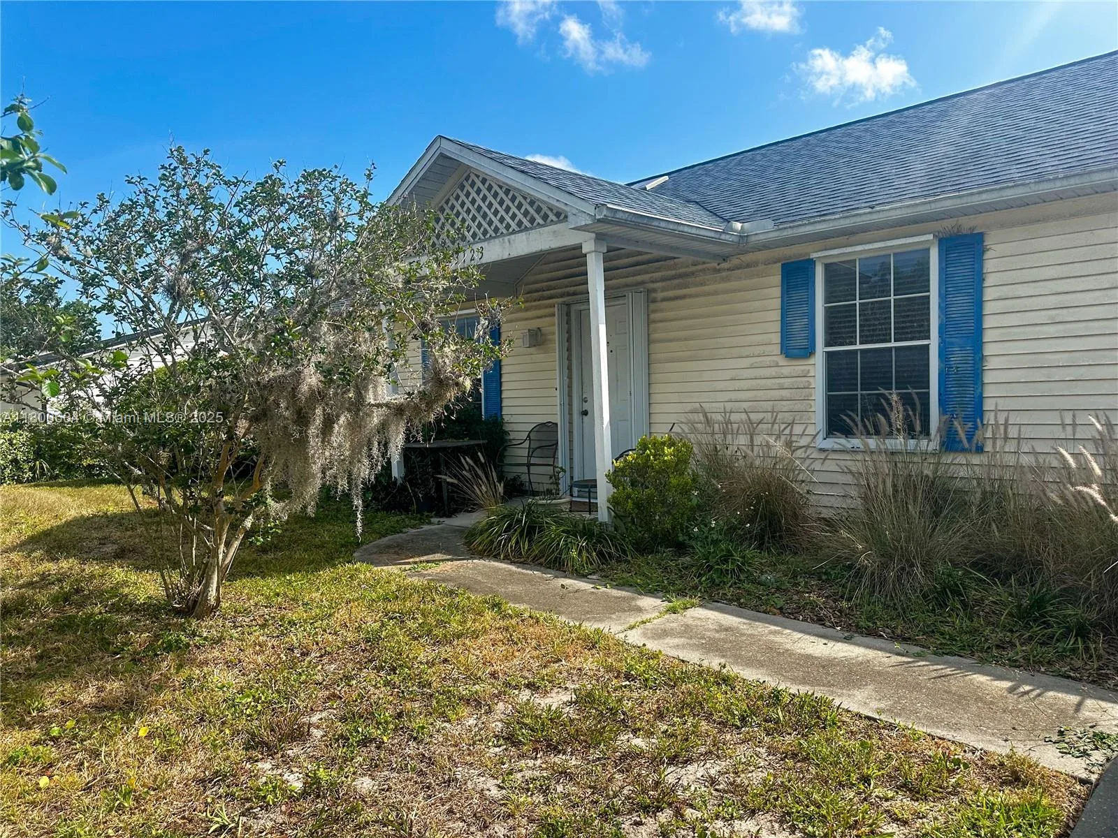 3123 Tamarind Drive, Other City - In The State Of Florida, FL 32141 photo 2