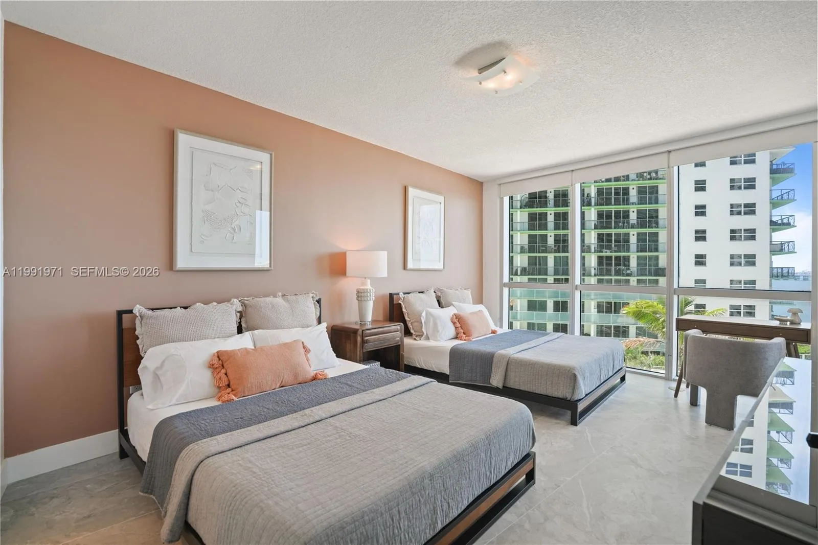 1750 N Bayshore Dr # 1401, Miami, FL 33132 photo 4