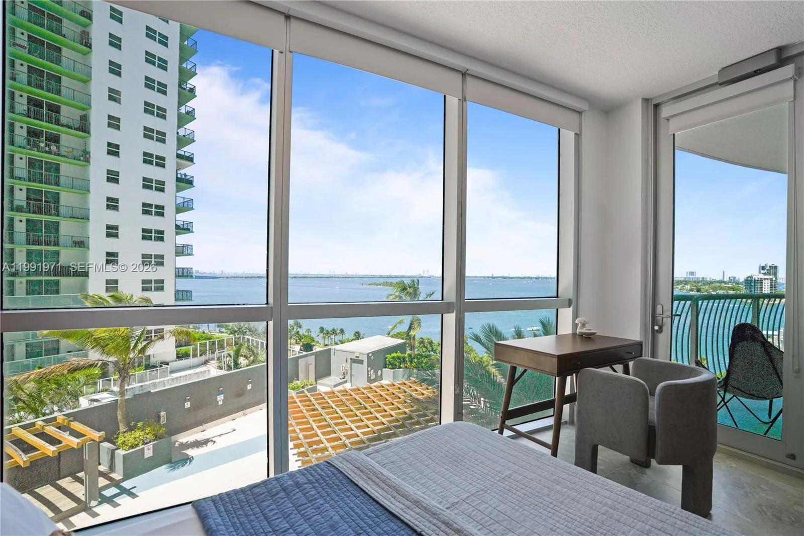 1750 N Bayshore Dr # 1401, Miami, FL 33132 photo 5
