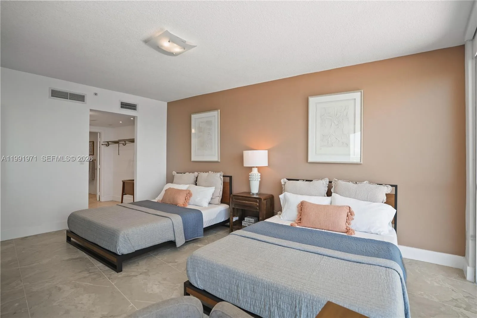 1750 N Bayshore Dr # 1401, Miami, FL 33132 photo 8
