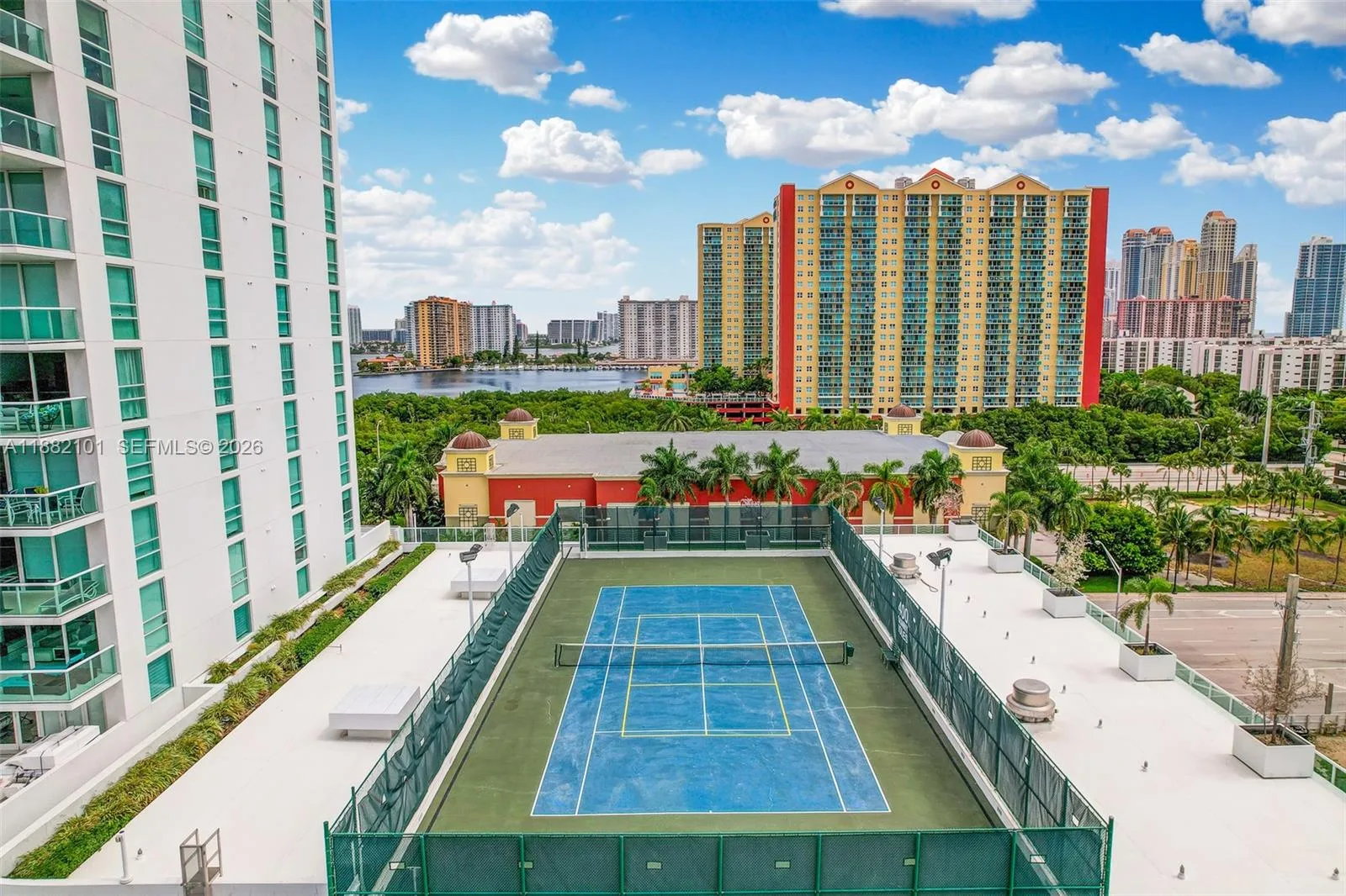 400 Sunny Isles Blvd # 920, Sunny Isles Beach, FL 33160 photo 10