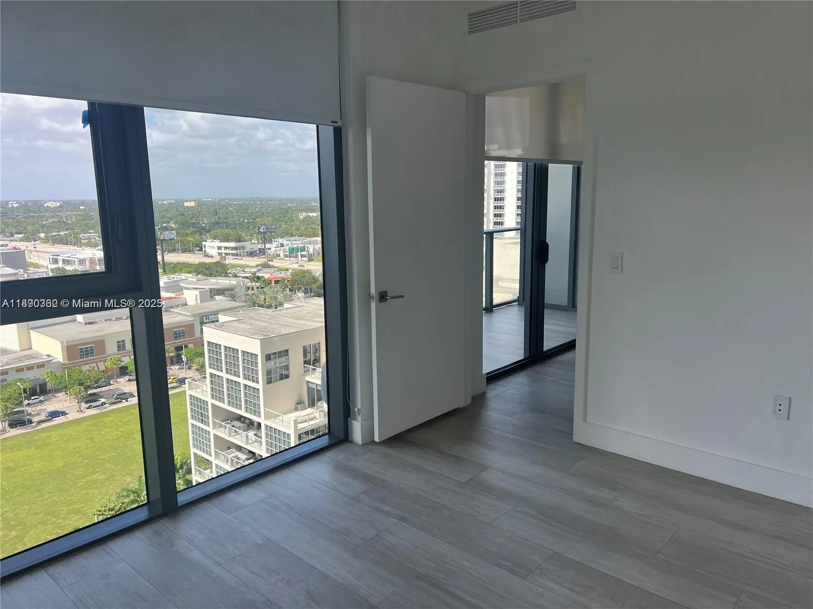 121 NE 34th St # 1610, Miami, FL 33137 photo 12