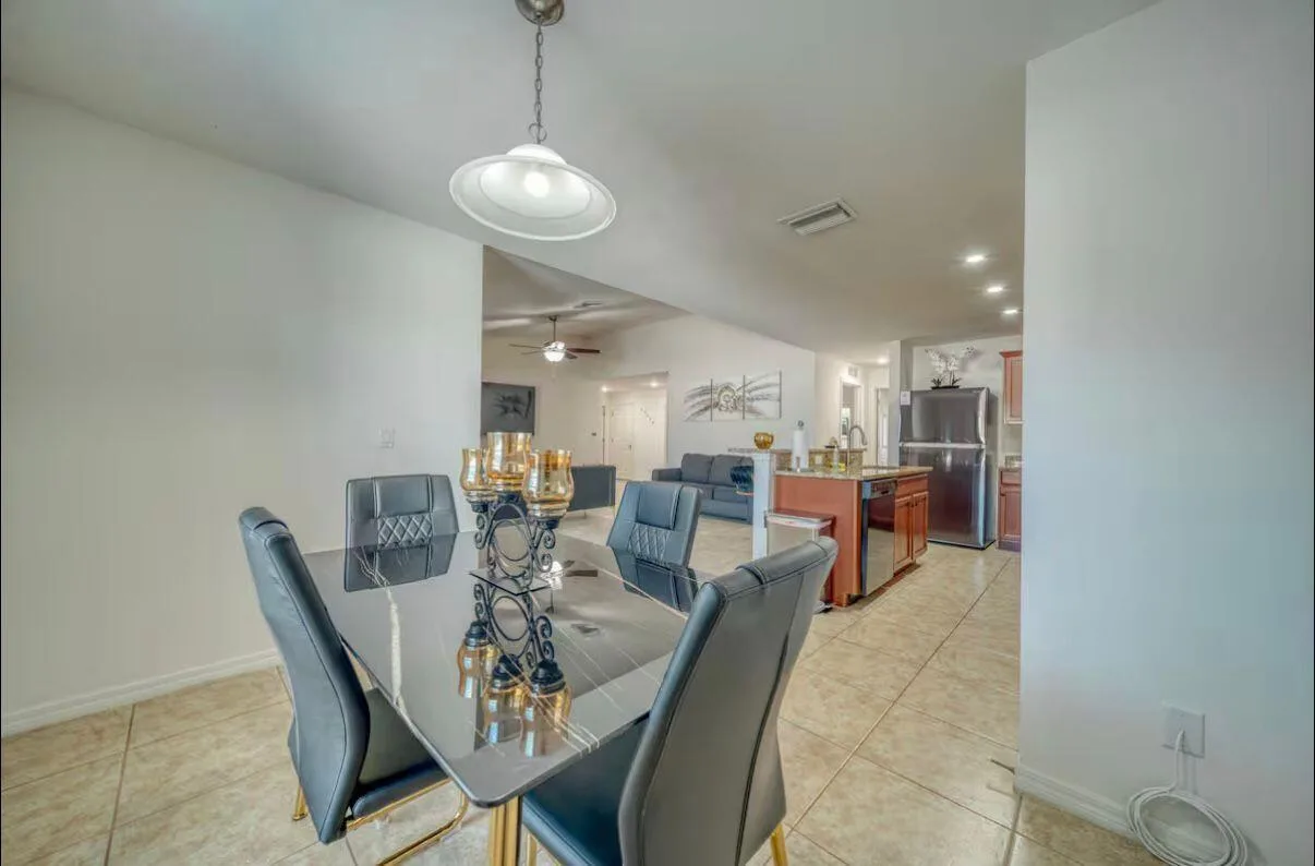 1925 SW 14th Street, Cape Coral, FL 33991 photo 10