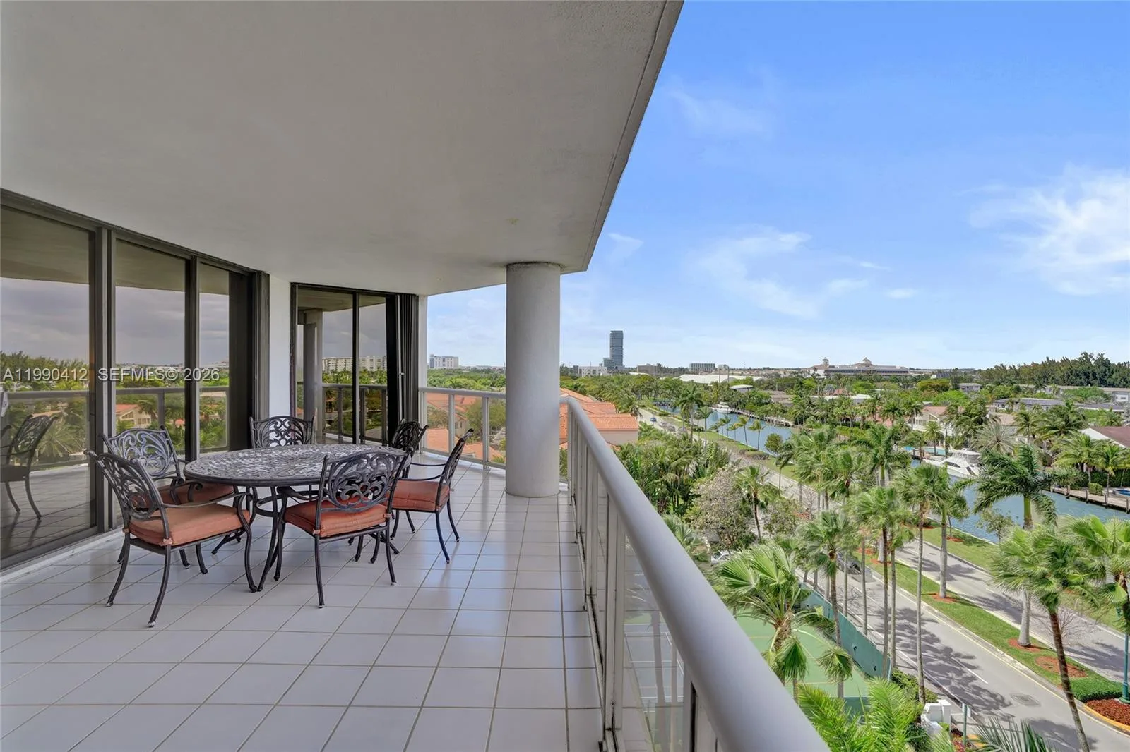 3598 Yacht Club Dr # 702, Aventura, FL 33180 photo 9