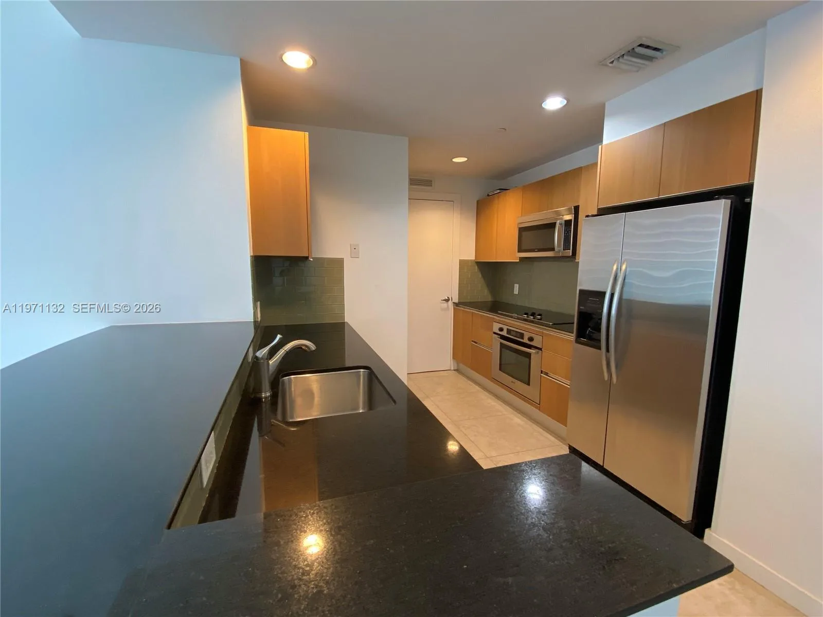 1060 Brickell Ave # 3105, Miami, FL 33131 photo 9