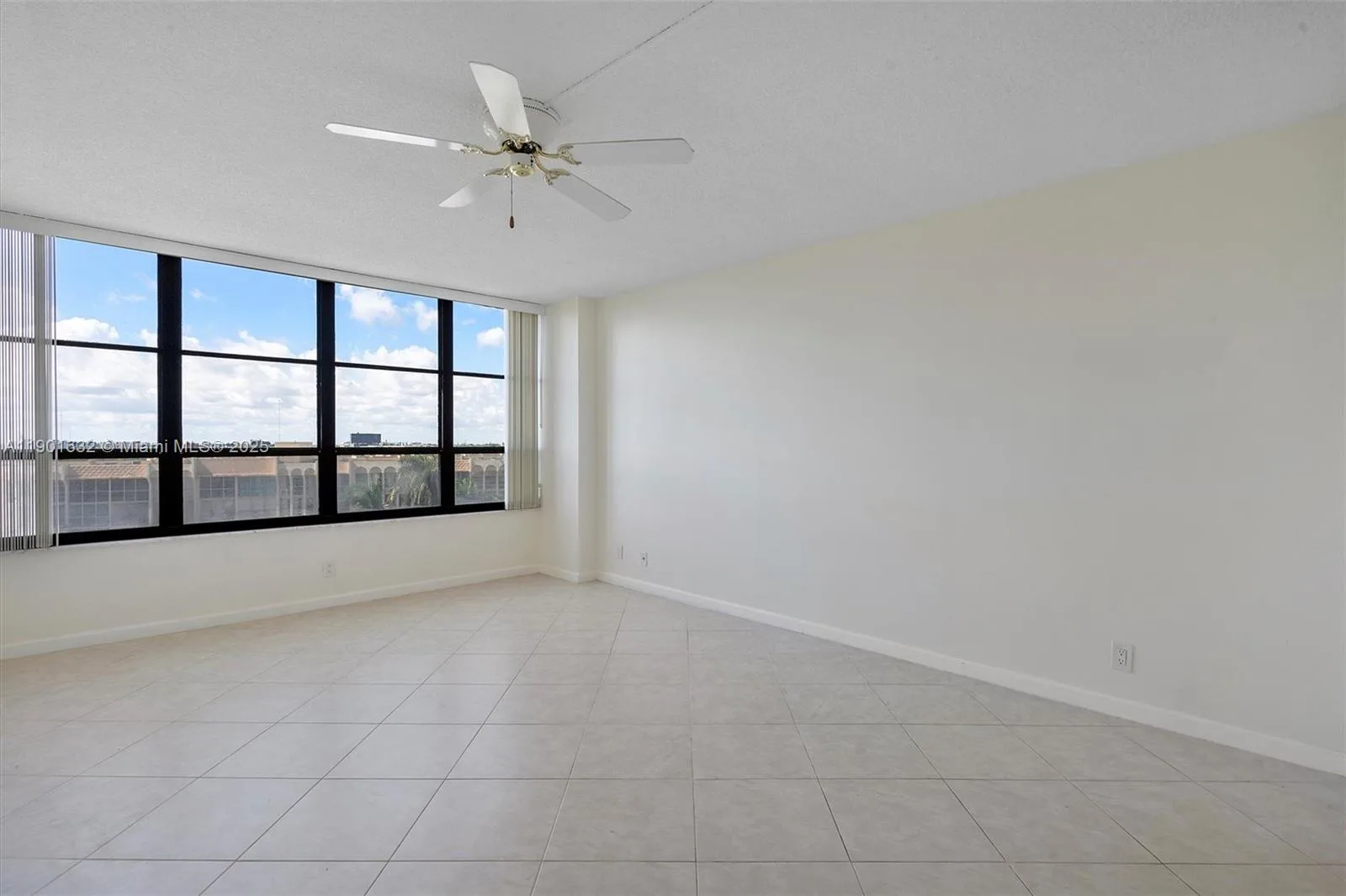 600 Three Islands Blvd # 510, Hallandale Beach, FL 33009 photo 13