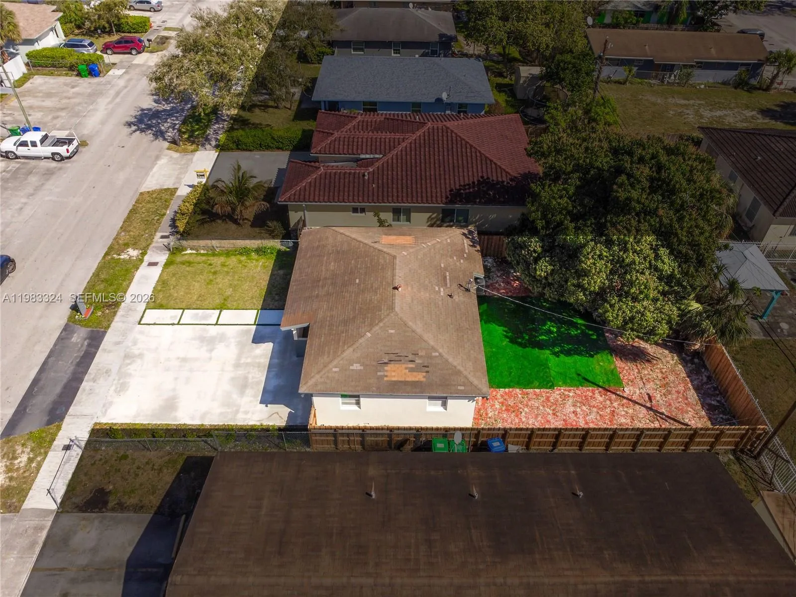 2760 NW 13th Ct, Fort Lauderdale, FL 33311 photo 3