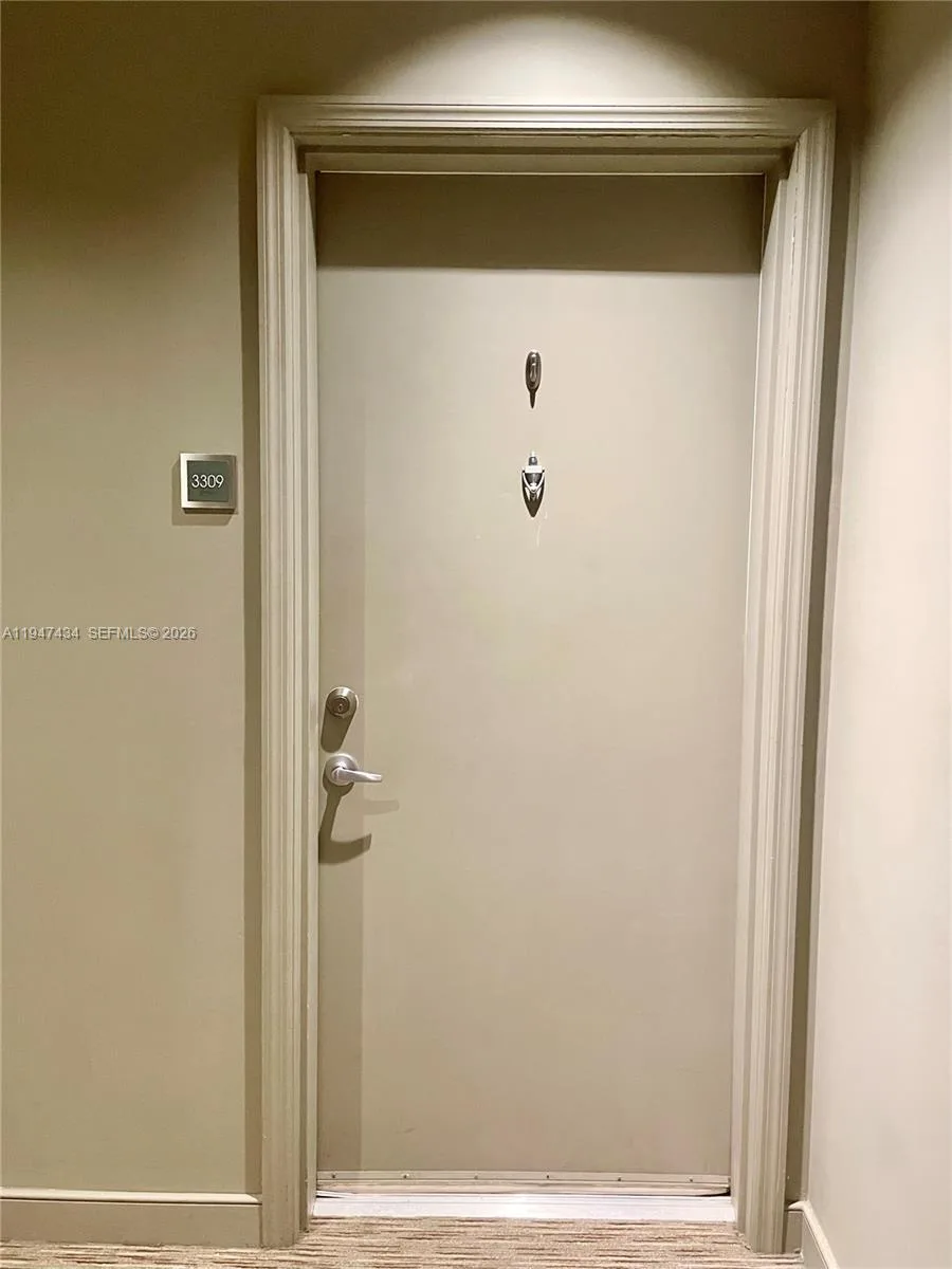 951 Brickell Ave # 3309, Miami, FL 33131 photo 9