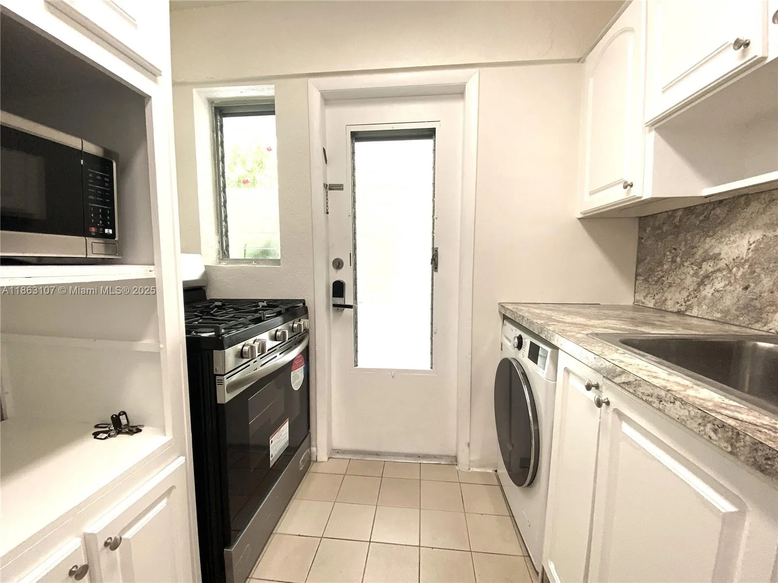 932 Euclid Ave # 2, Miami Beach, FL 33139 photo 3