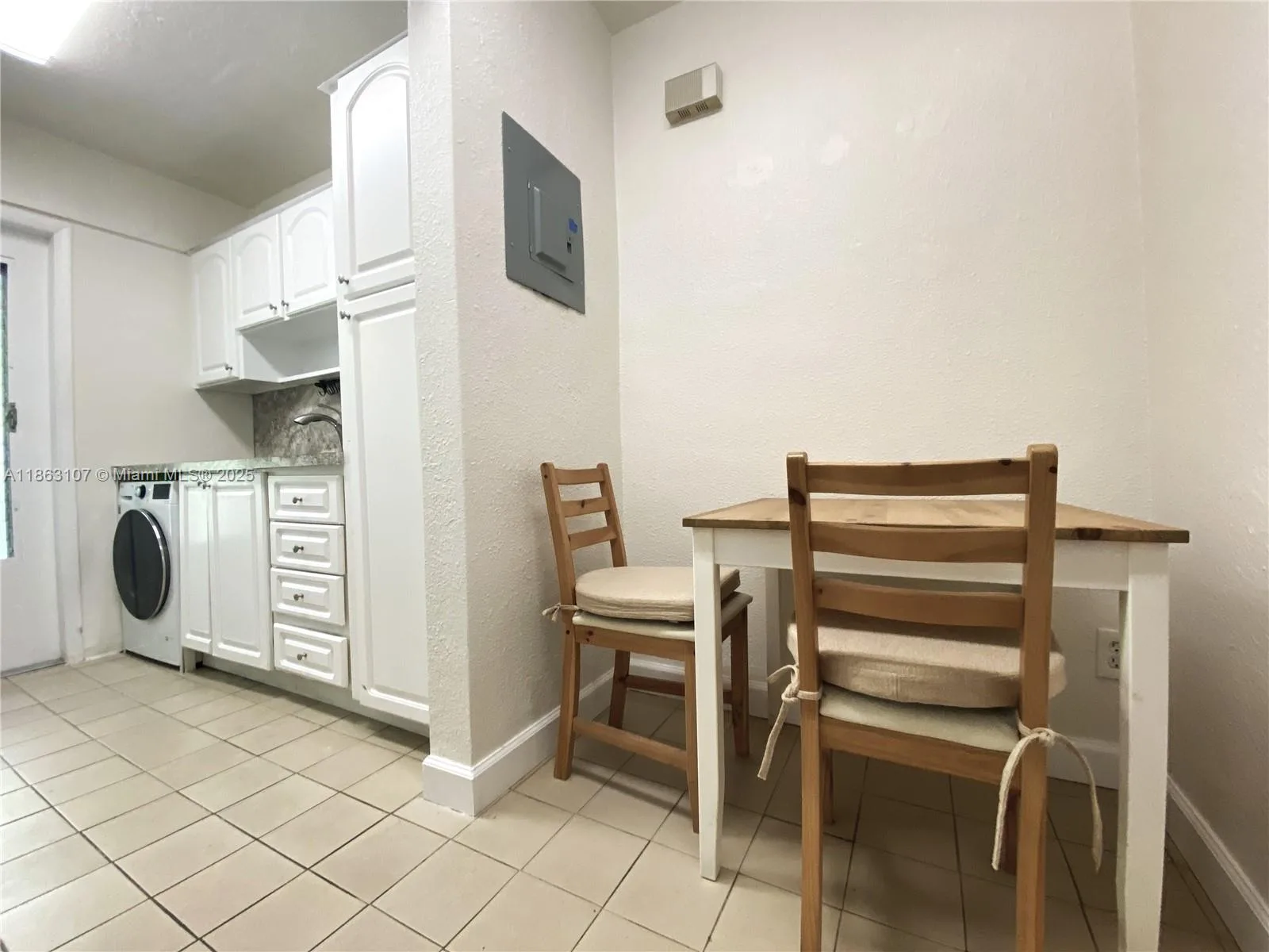 932 Euclid Ave # 2, Miami Beach, FL 33139 photo 5