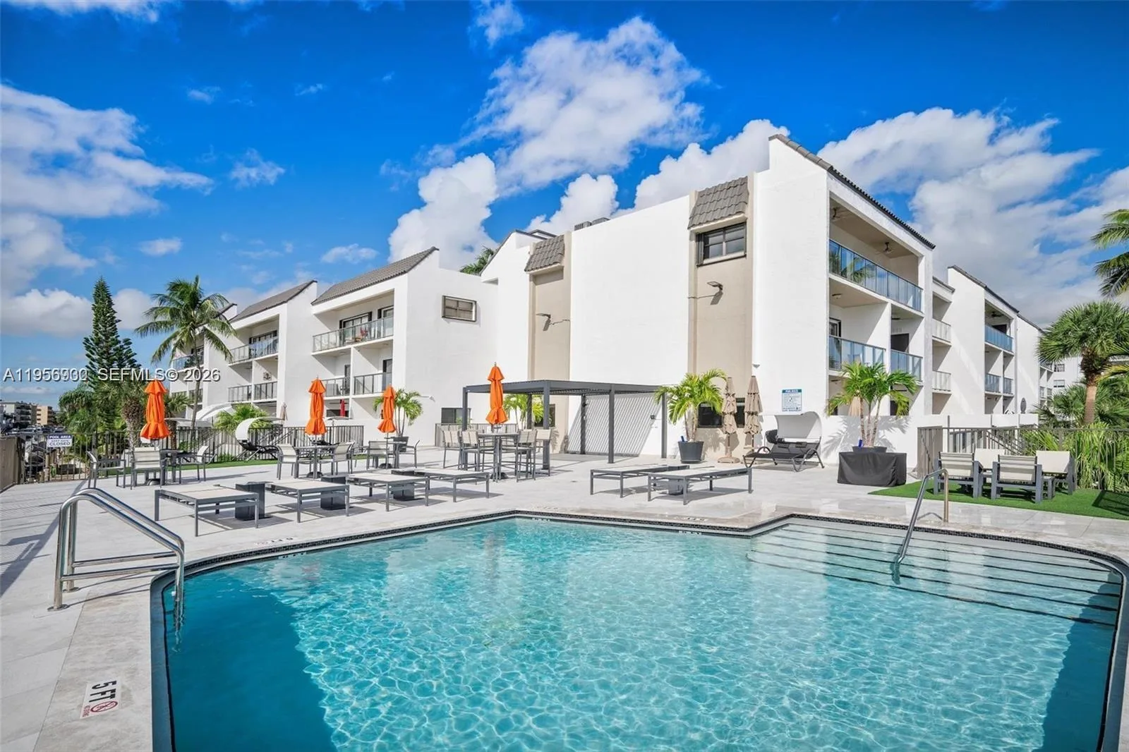 4000 NE 168th St # PH3A, North Miami Beach, FL 33160 photo 10