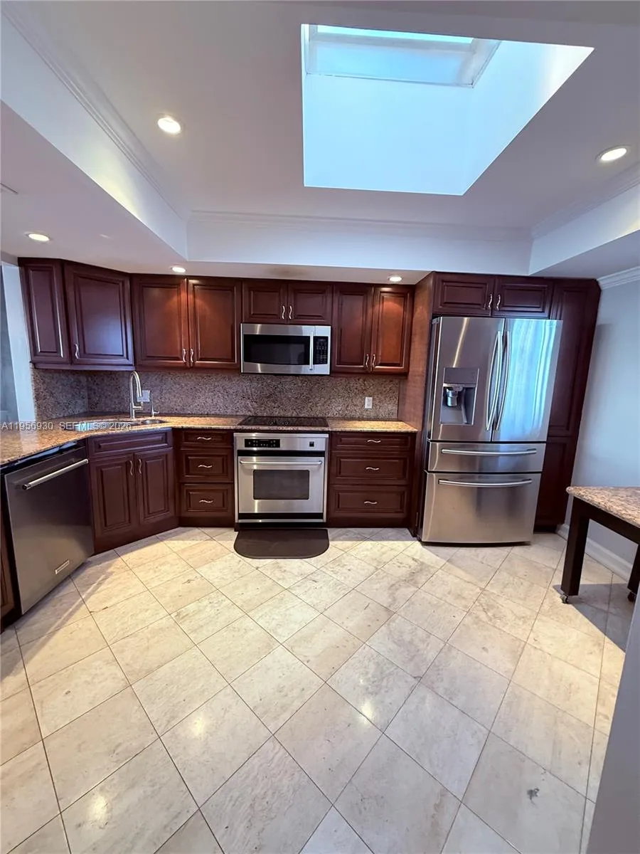 4000 NE 168th St # PH3A, North Miami Beach, FL 33160 photo 2
