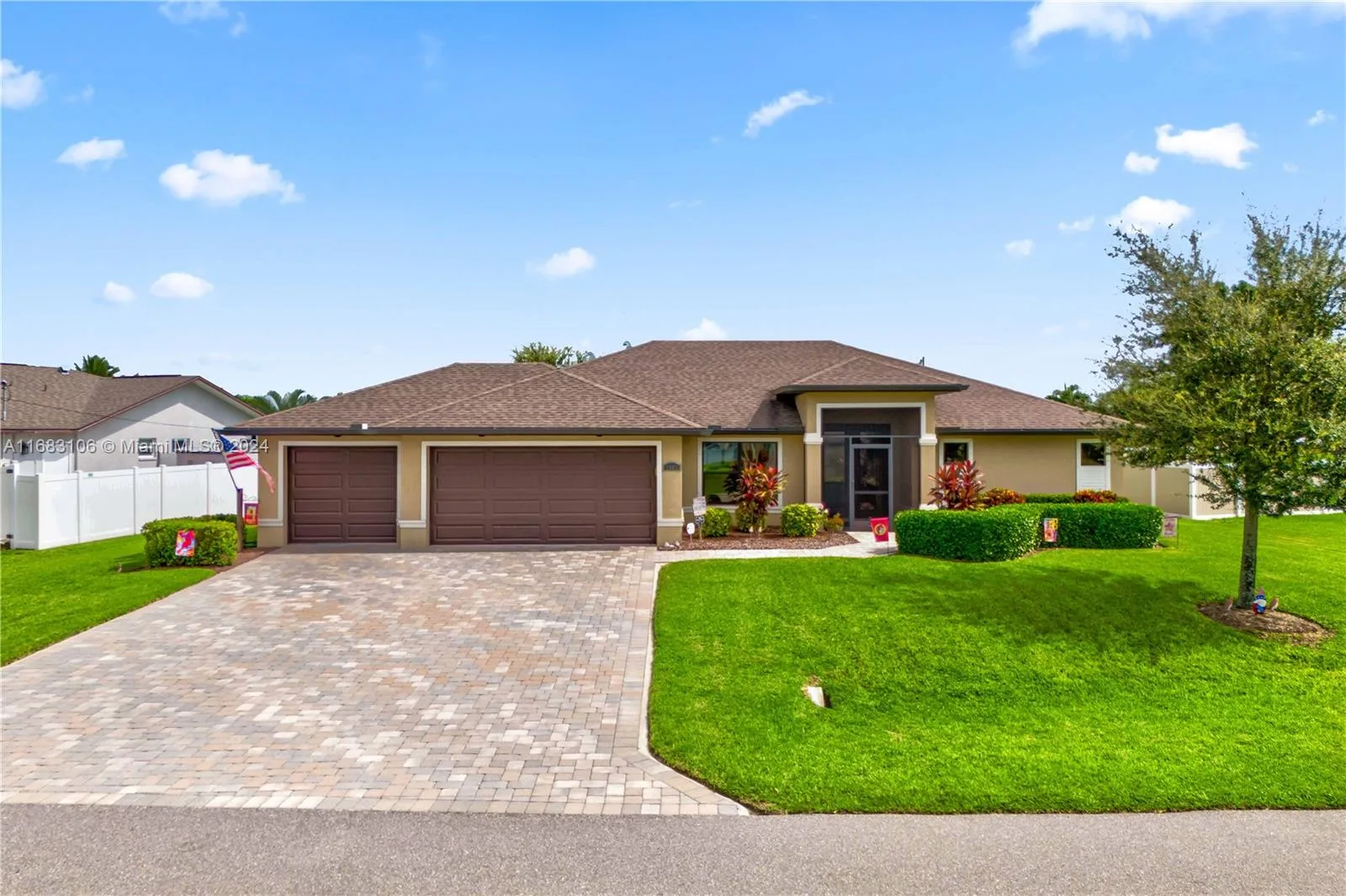 1003 SE 16th Terrace, Cape Coral, FL 33990 photo 2