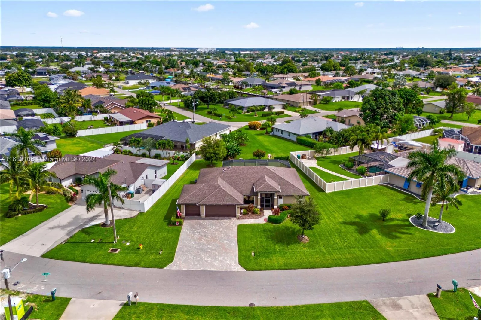 1003 SE 16th Terrace, Cape Coral, FL 33990 photo 3