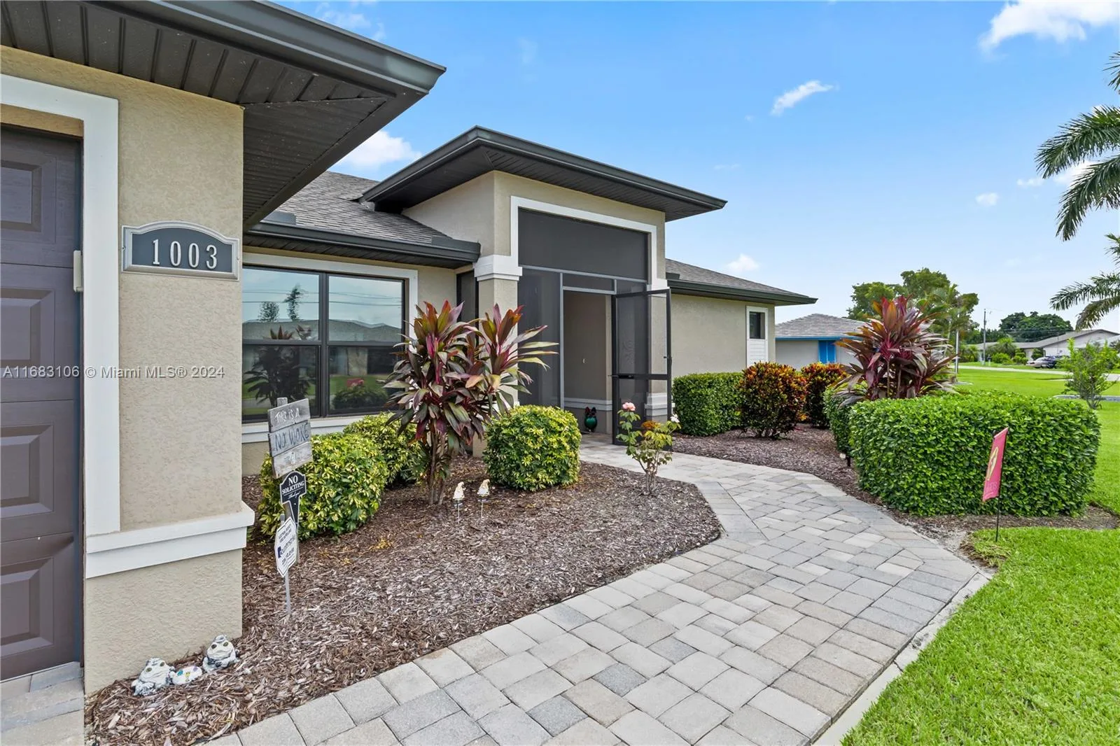 1003 SE 16th Terrace, Cape Coral, FL 33990 photo 5