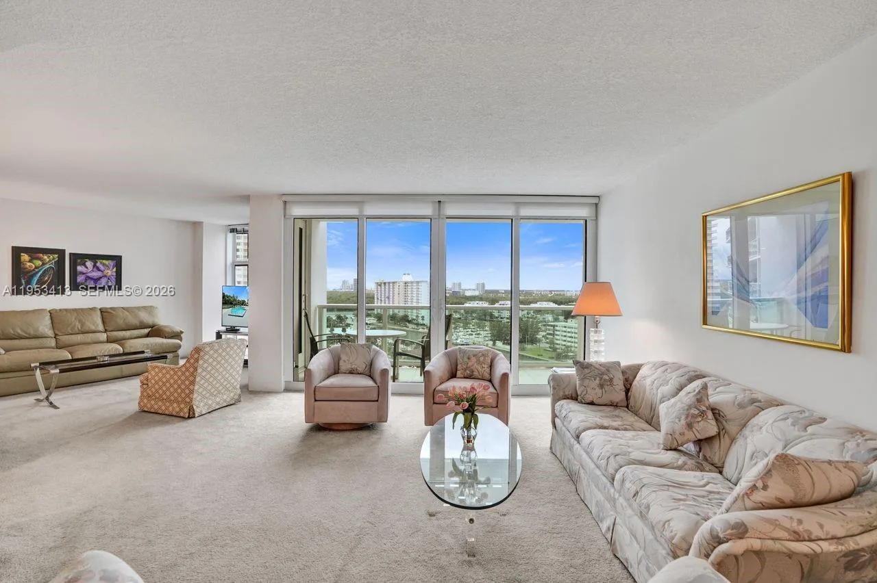 100 Bayview Dr # 1401, Sunny Isles Beach, FL 33160 photo 7