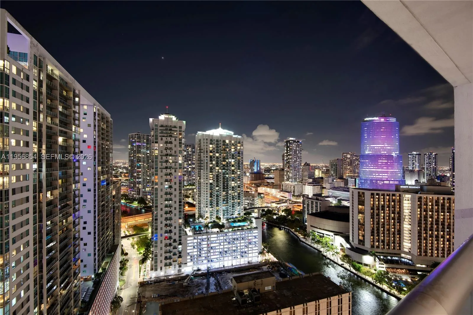 485 Brickell Ave # 3208, Miami, FL 33131 photo 12