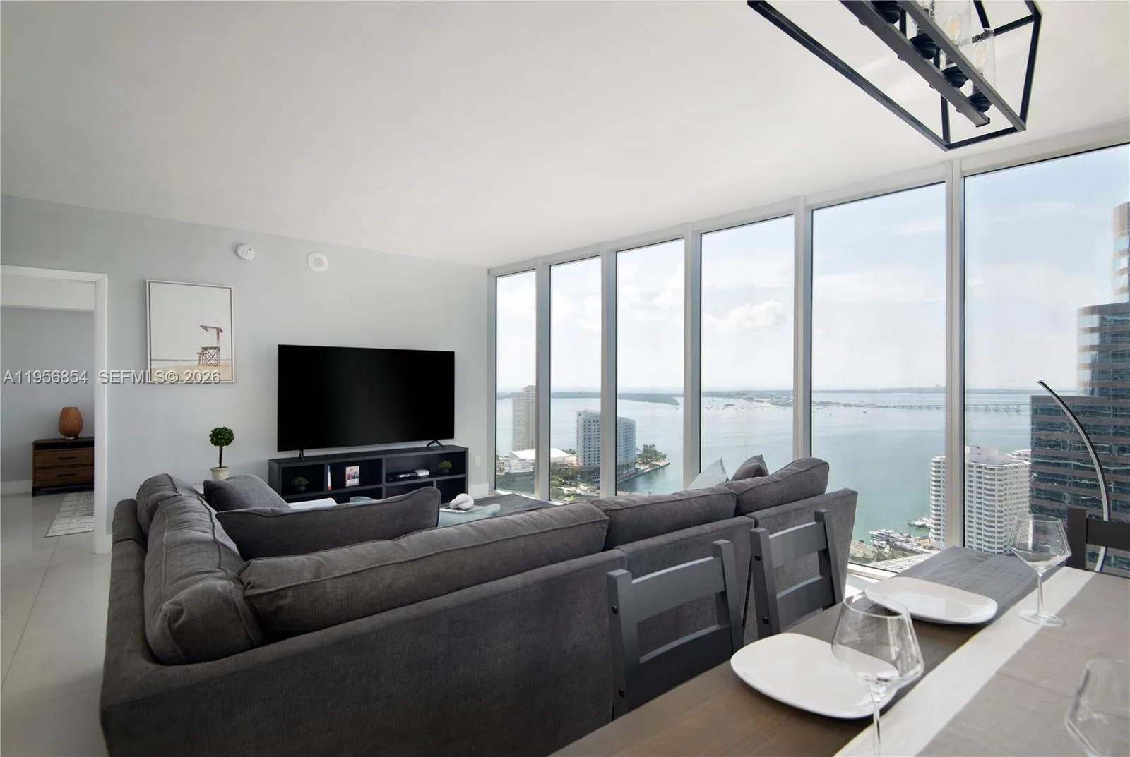 485 Brickell Ave # 3208, Miami, FL 33131 photo 8
