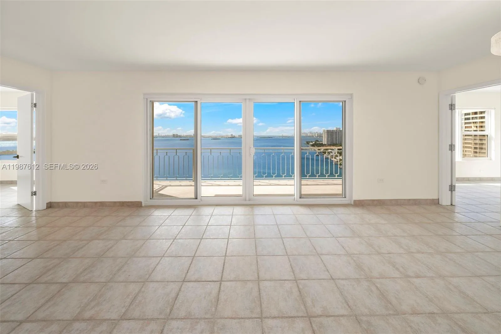 11111 Biscayne Blvd # 19D, Miami, FL 33181 photo 2