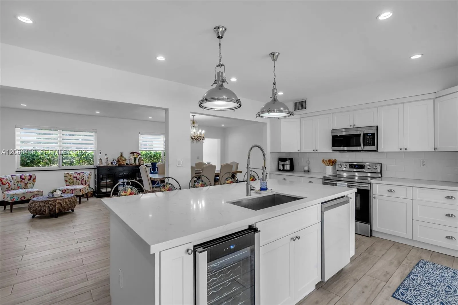 400 Central Blvd, Miami, FL 33144 photo 13
