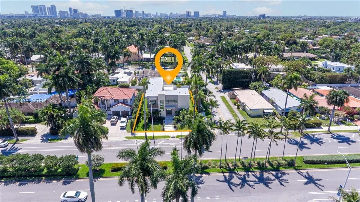 1380 Hollywood Blvd, Hollywood, FL 33019 photo 5