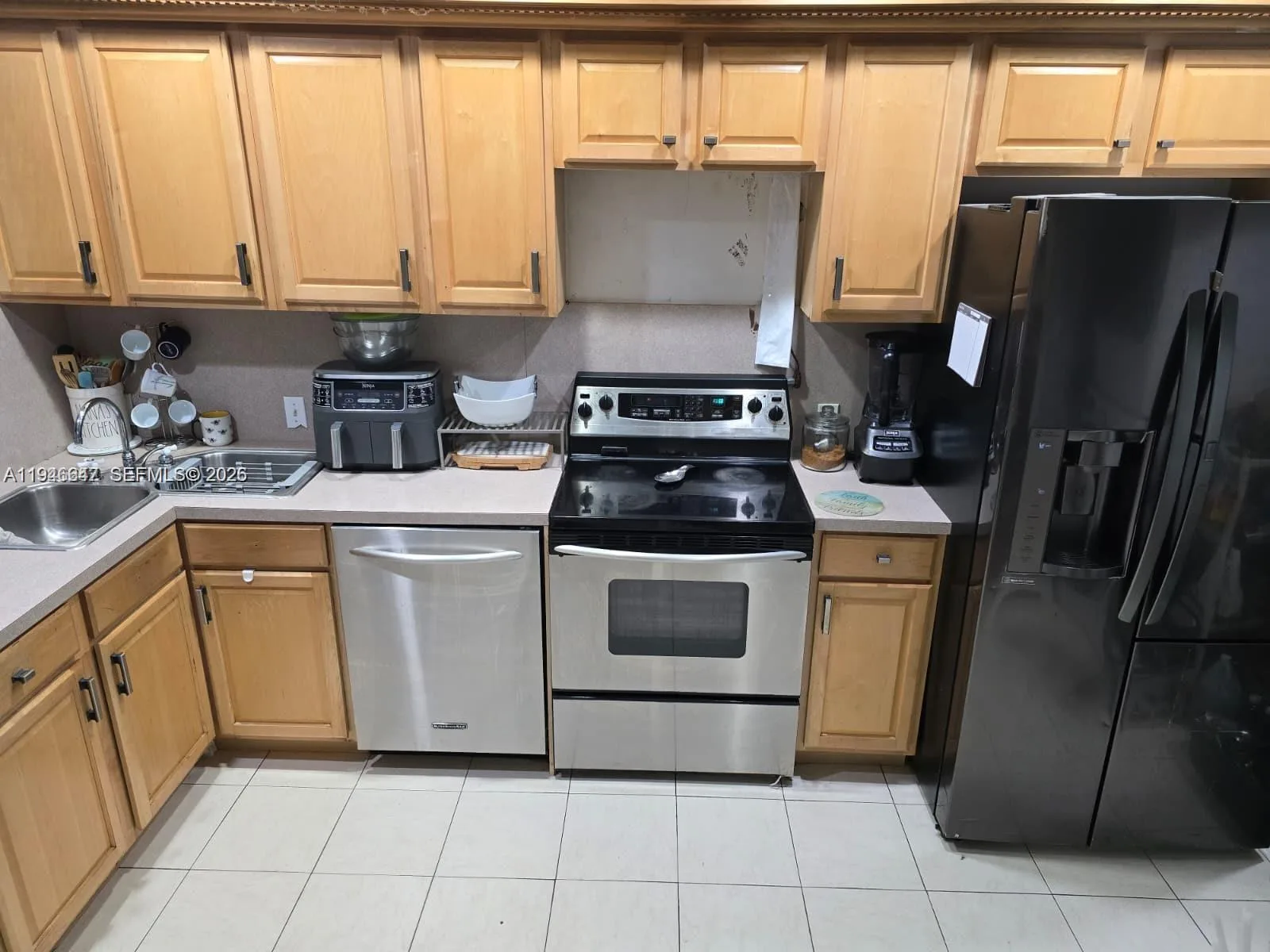2733 Washington St, Hollywood, FL 33020 photo 5