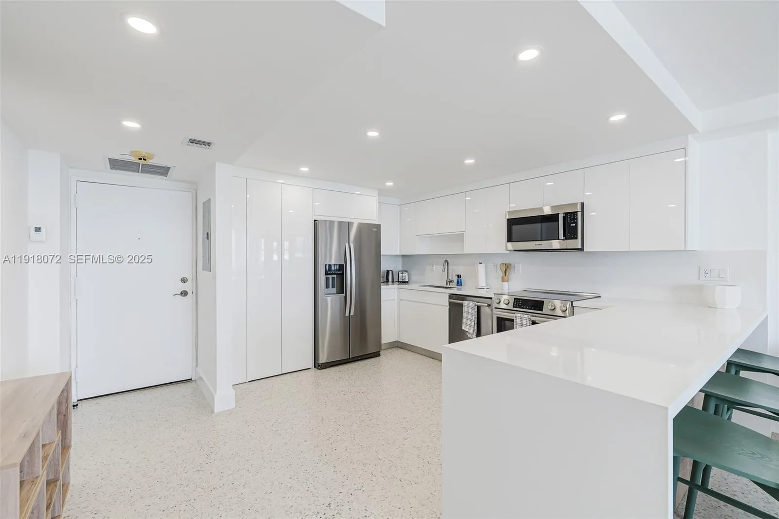 1865 Brickell Ave # A1911, Miami, FL 33129 photo 2